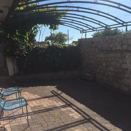 Sibenik City Beach Apartment
