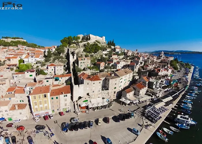 Sibenik City Beach Apartment Sibenik